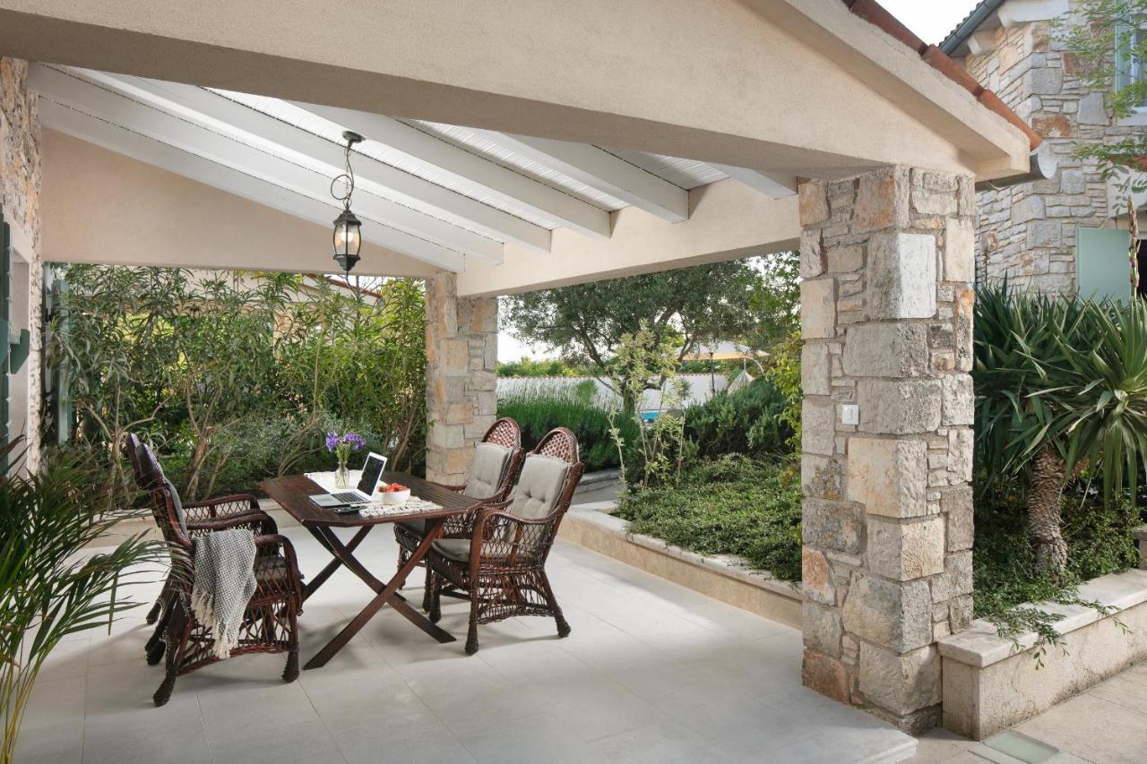 Residence Pietre D'Istria - With Private Service Burići 外观 照片