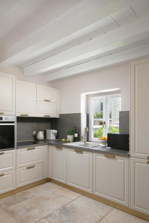 Residence Pietre D'Istria - With Private Service Burići 外观 照片